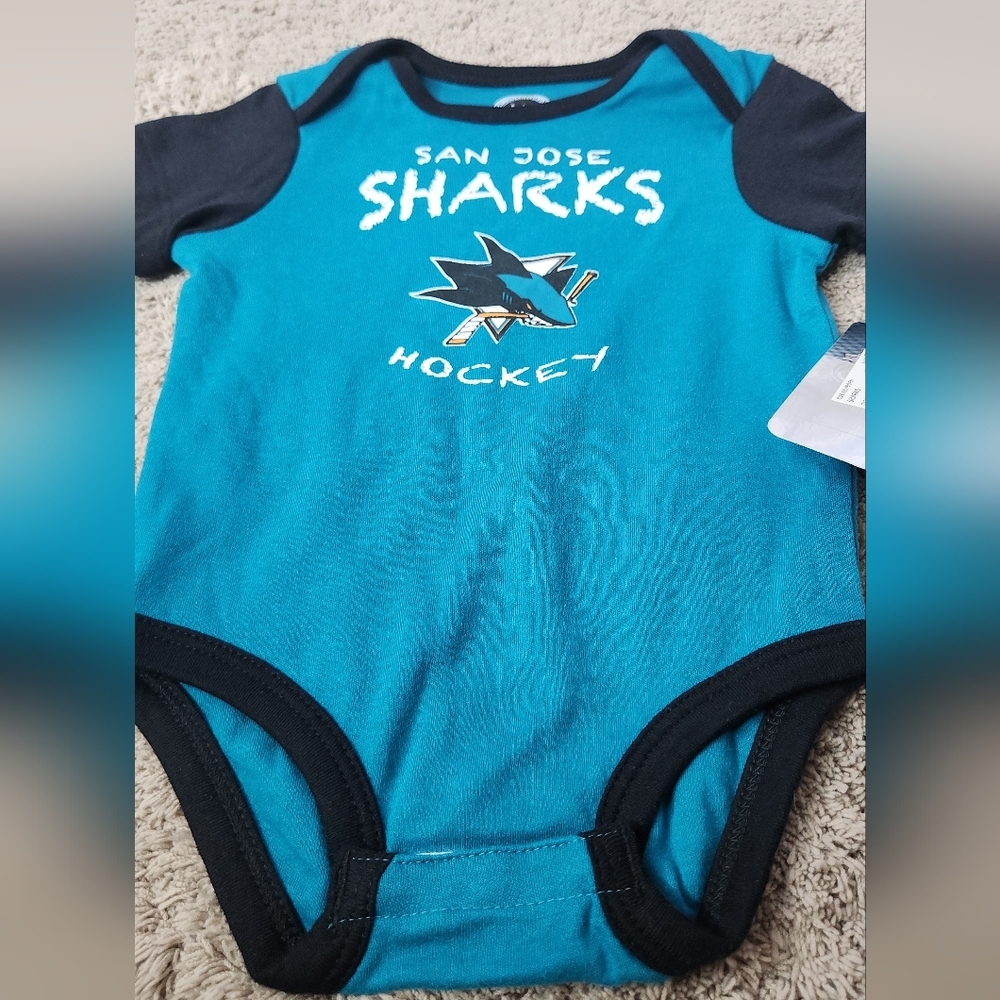 San Jose Sharks Pack of 3 Onesies - NB 6-9 MO - Picture 4 of 12